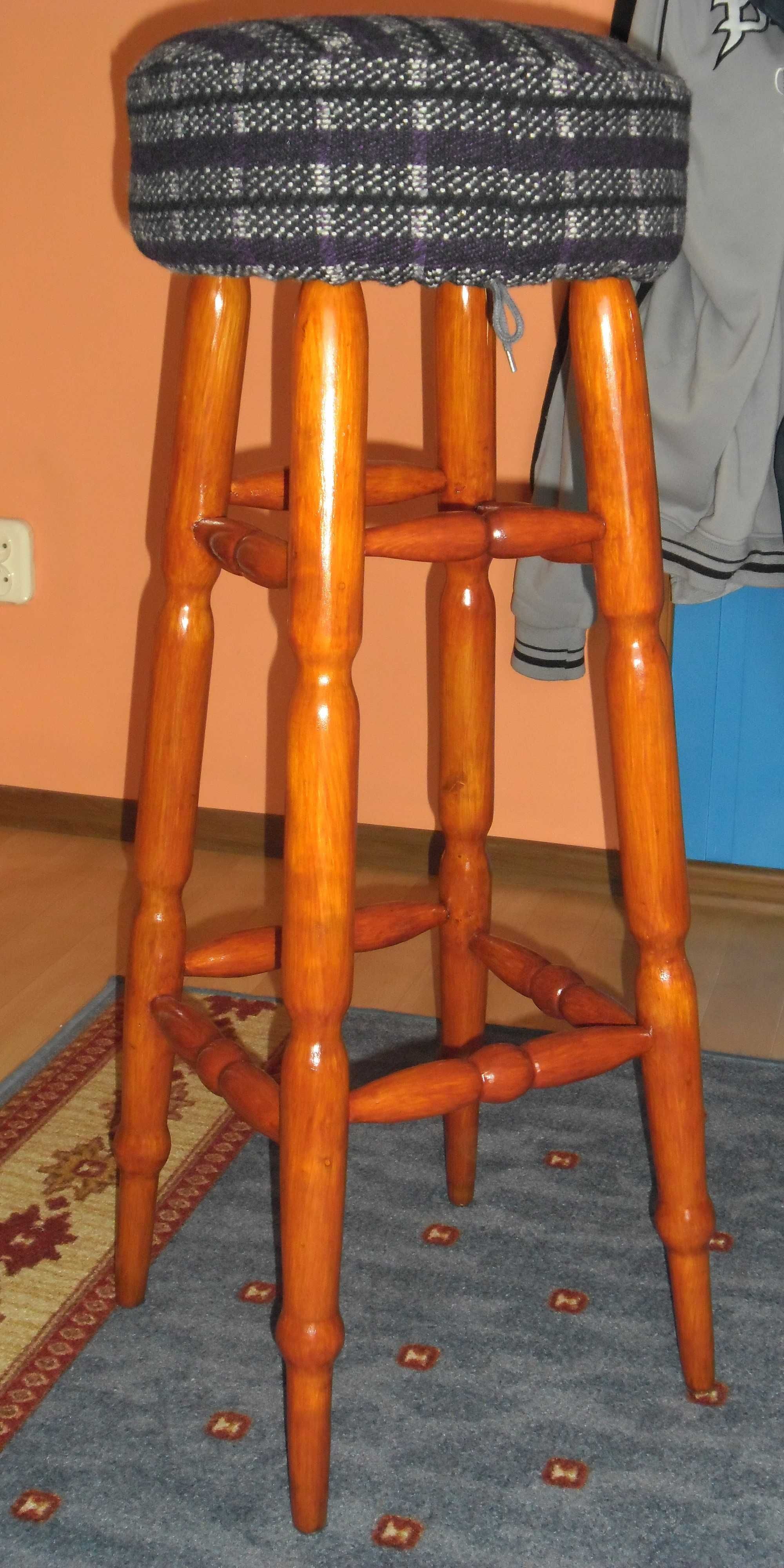 krzesło wysokie hocker