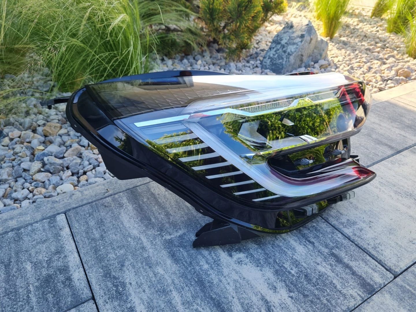 RENAULT CAPTUR II 2 Kompletna Lampa prawa przód Full Led Pure Vision
