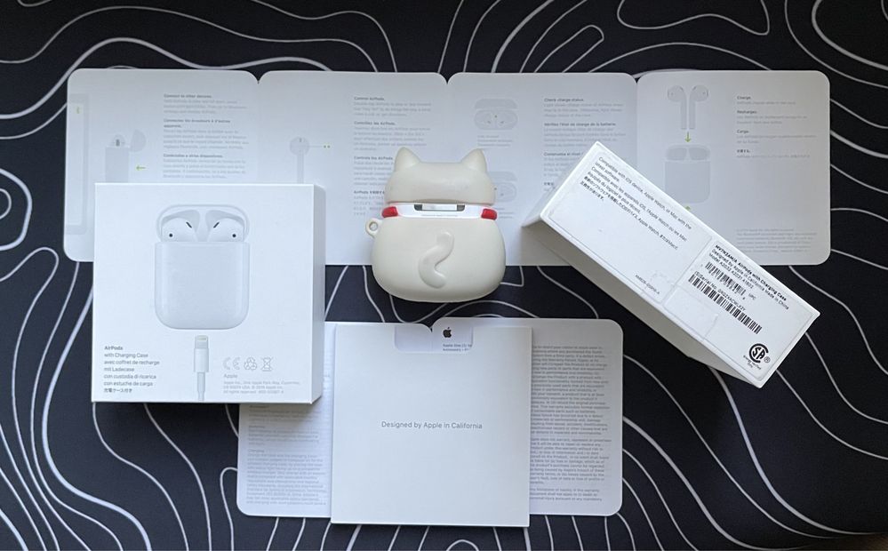 Замечательные AIR PODS 2 - A1602 + КОМПЛЕКТ