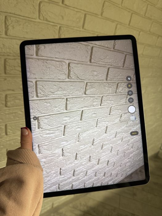 Apple iPad Pro 2022  12.9 “ (5th generation) M1 128gb Space Gray LTE