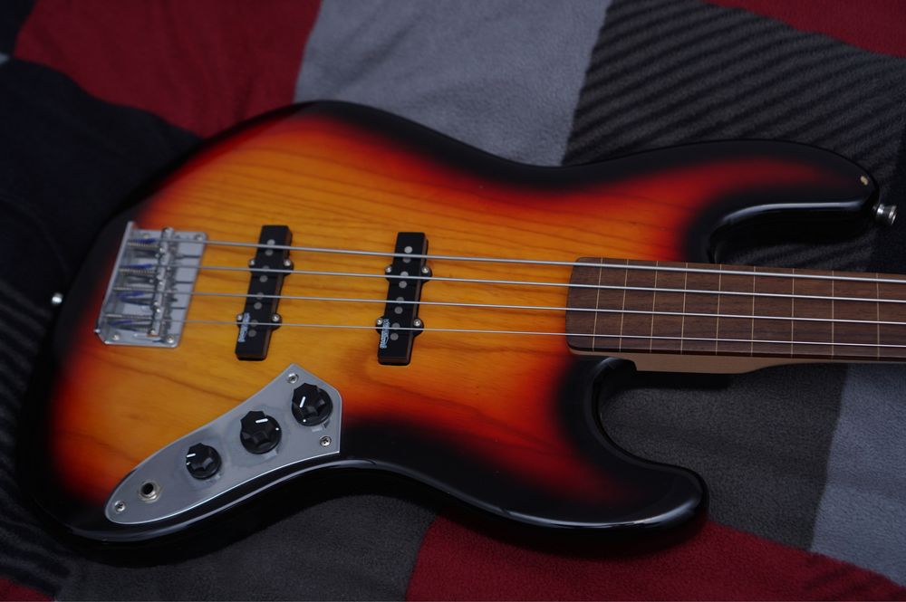 Harley Benton JB-40fl fretless bass gitara basowa bezprogowa