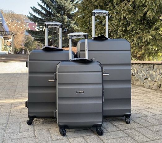 Дорожный чемодан Wings валіза 4 колеса чемодани вализи