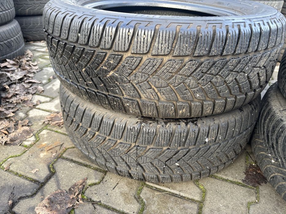 Para opon zimowych 215/60 R17 Fulda