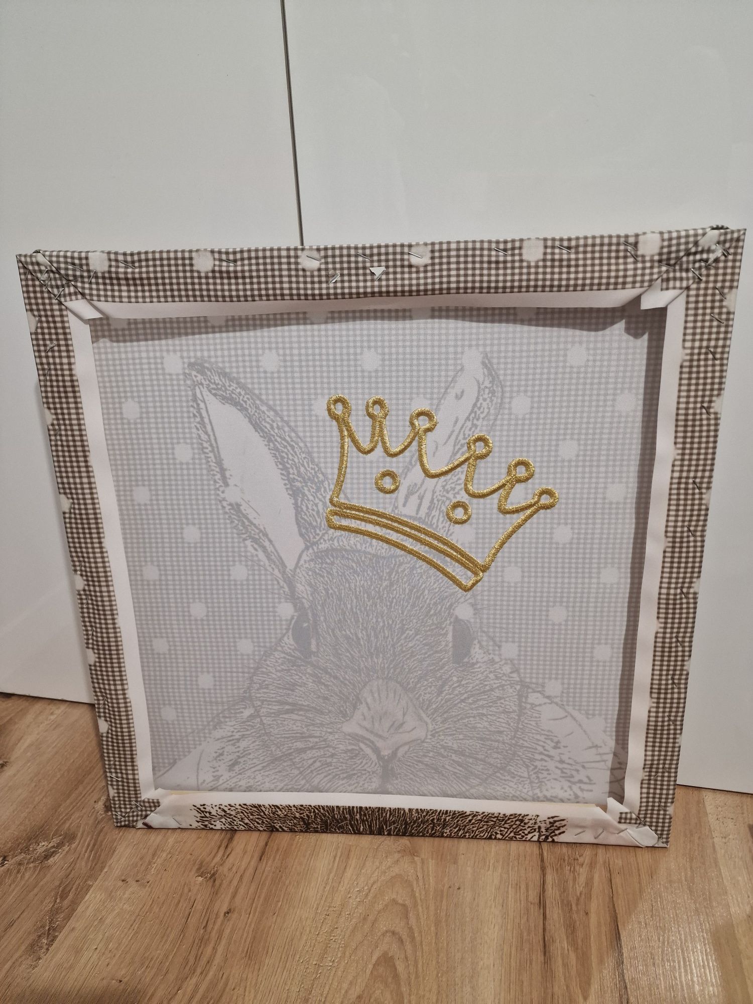 Obraz 3D kwadratowy zając korona 56x56