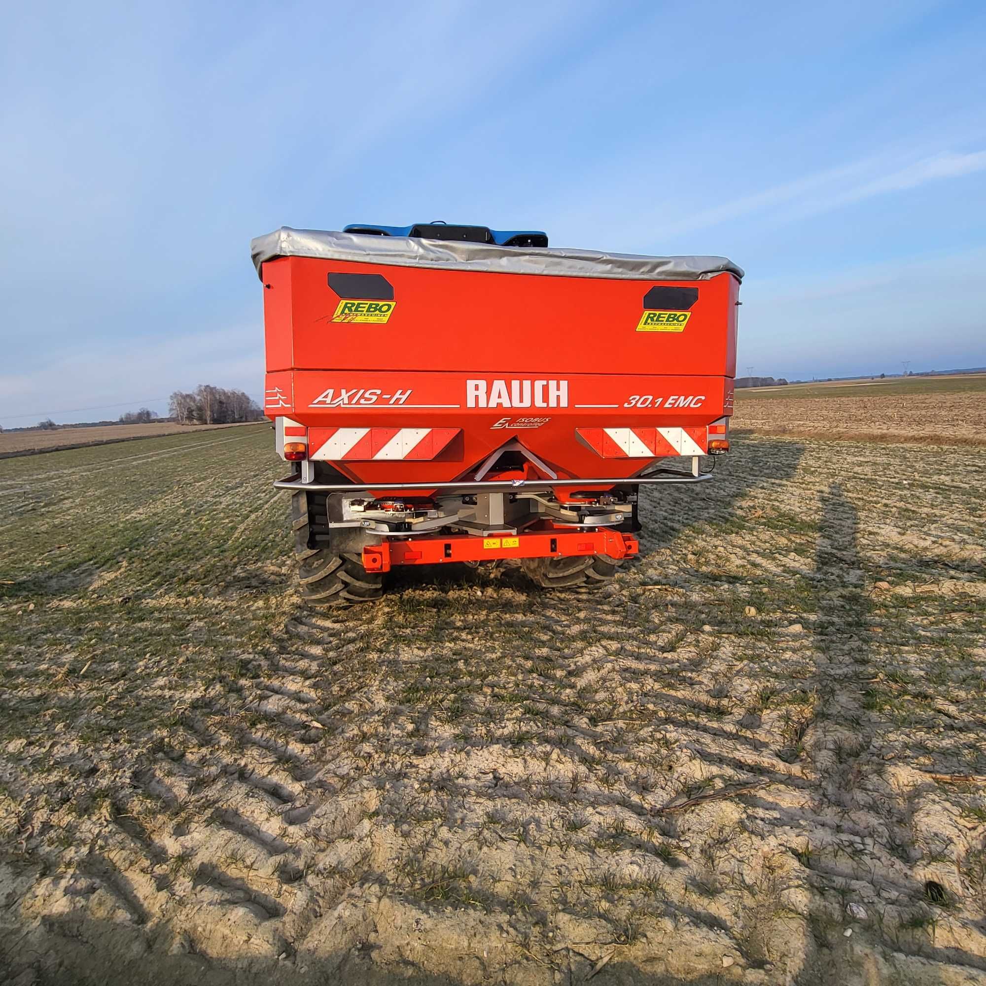 Rozsiewacz Nawozu RAUCH AXIS H 30,1 EMC