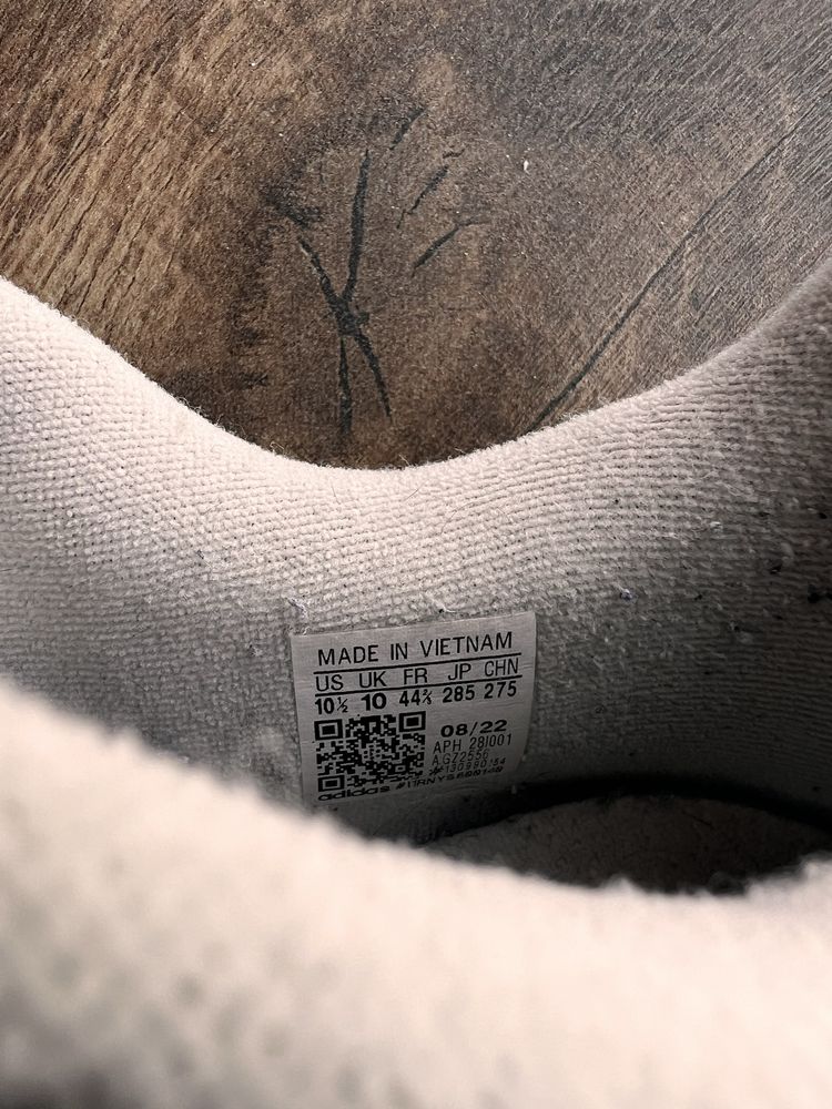 Кросівки adidas rivalry low , rivarly low , 44,5 розмір , 10/5 us