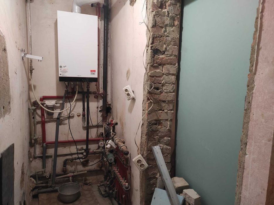 В оренду будинок в Пирогово. 5 кімнат, всі зручності, 8 соток.