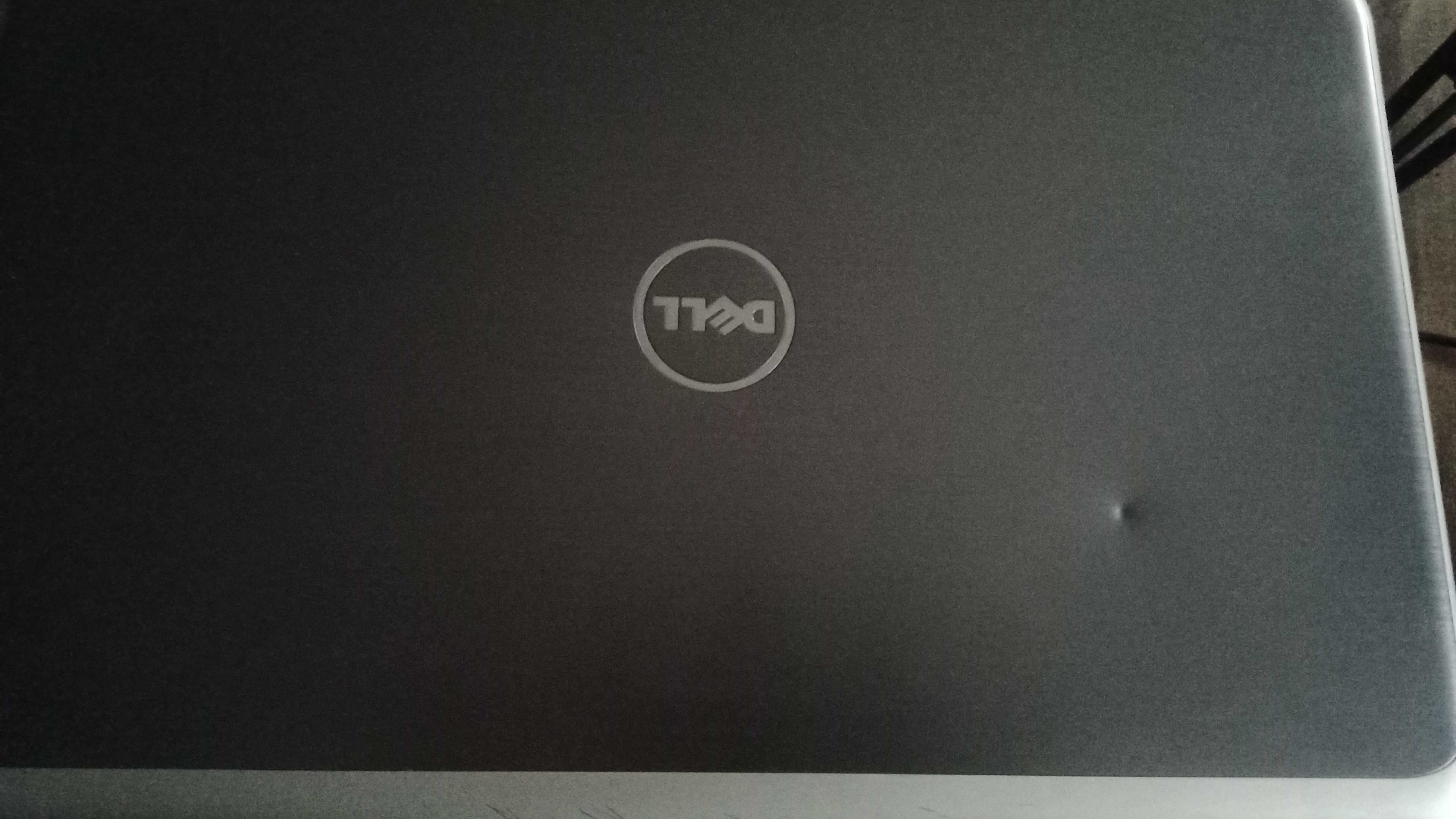 Laptop Dell model:Inspiron  17R-5737 proszę czytać dokładnie OPIS!