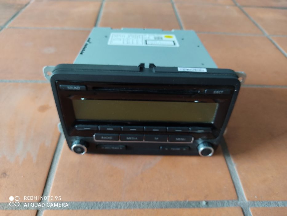 Autorrádio RCD 310, VW / Volkswagen 2010 (Golf VI) de origem