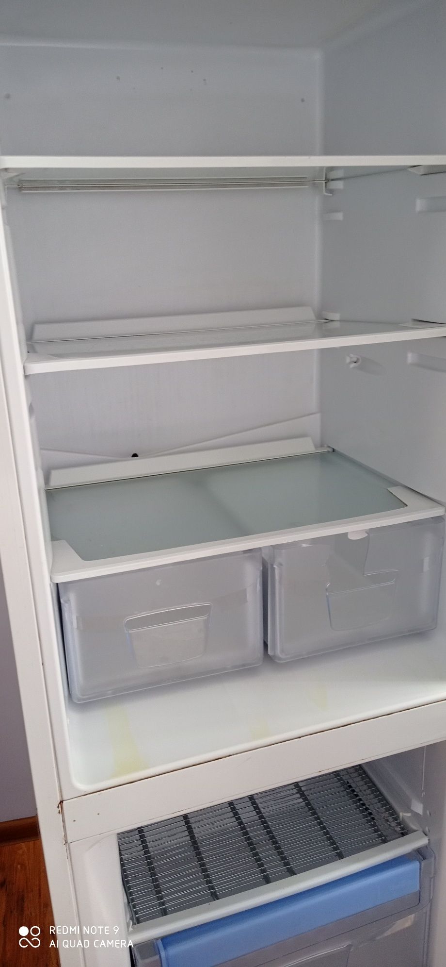 Lodówka Indesit biala