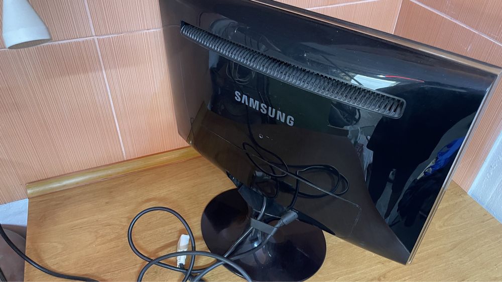 Монітор самсунг 22ʼʼ