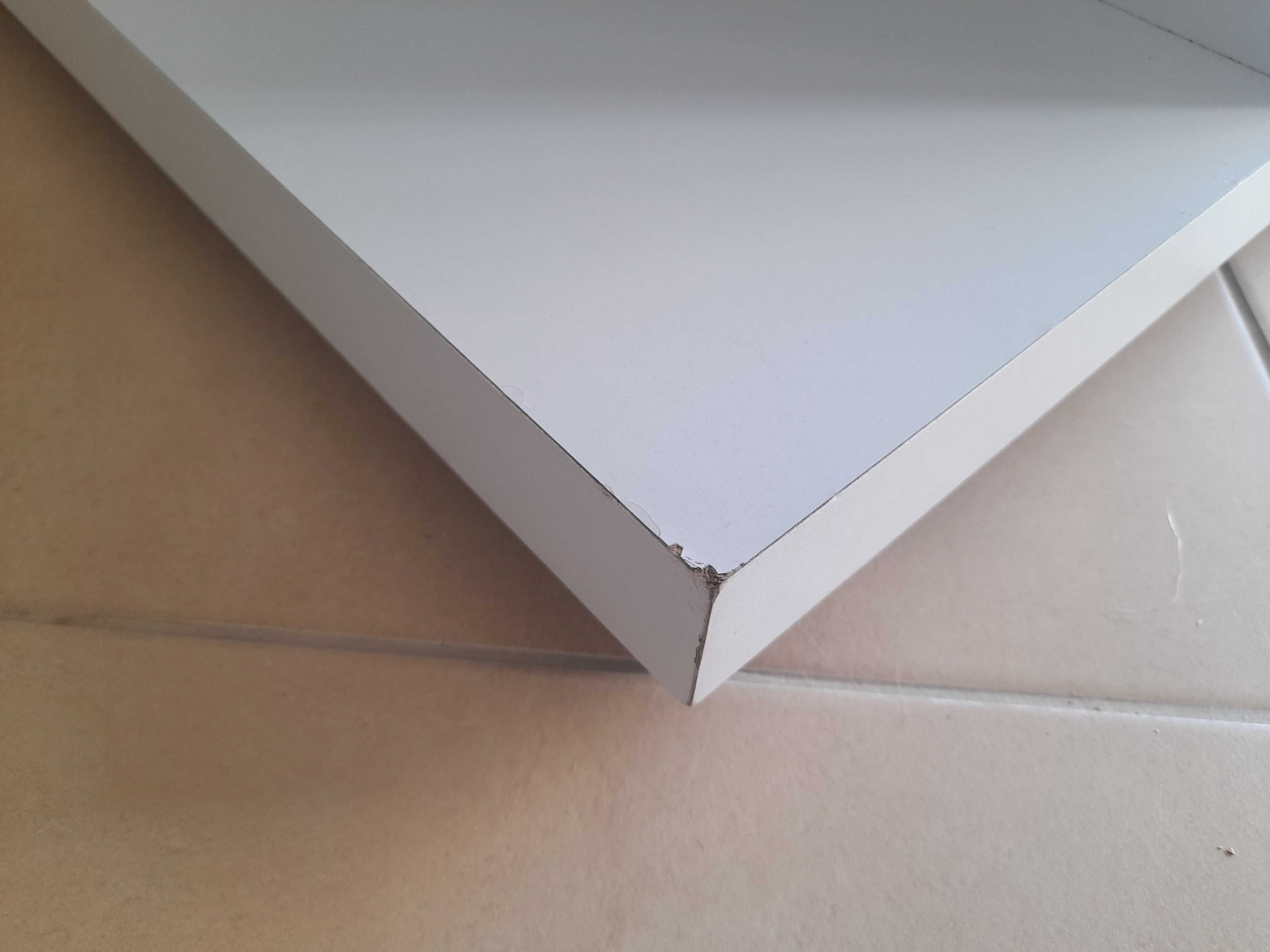 Móvel branco / Mesa de TV / Móvel casa