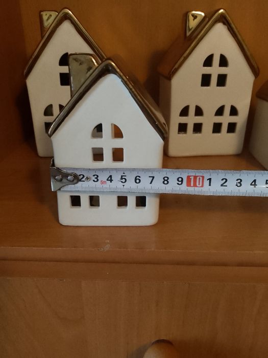 Будиночки свічники 200 грн шт.