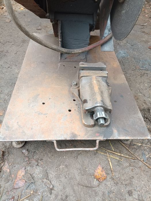 Piła, przecinarka tarczowa do metalu