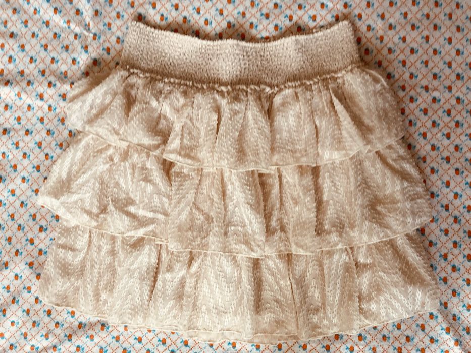 Продам стильную молодежную юбку H&M