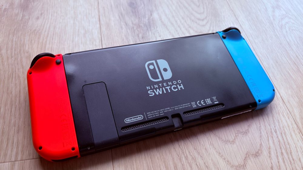 Nintendo Switch v2 - komplet