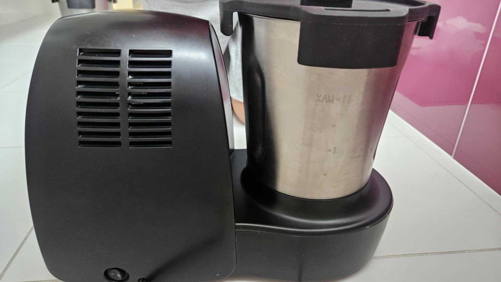 Robot do gotowania typu Thermomix