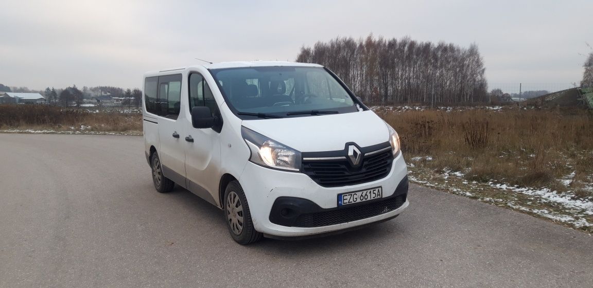 Renault Trafic 2014 rok 9 osobowy Zamiana