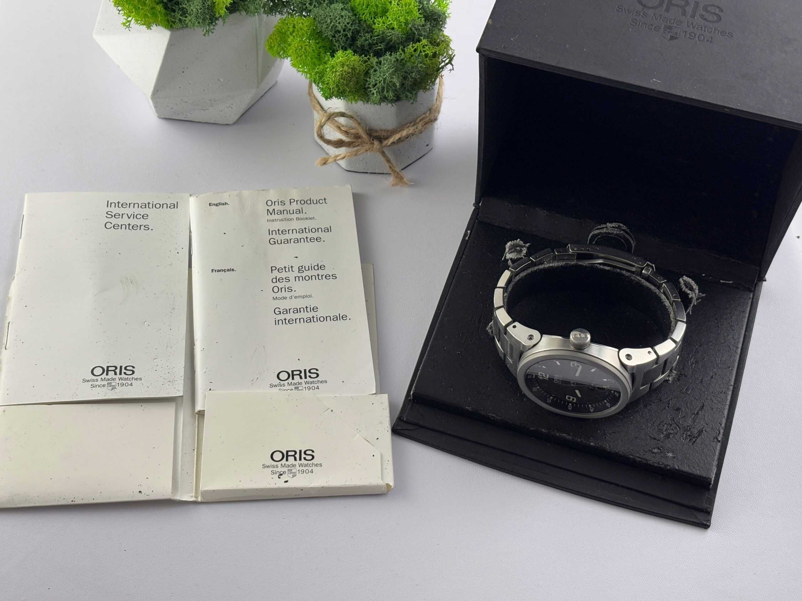 ORIS 7595 Williams F1 Team Day Date Automatic