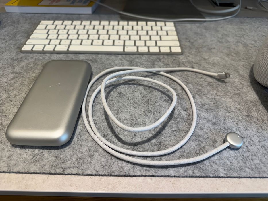 Apple Vision Pro 256 GB USA stan BDB