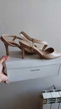 Sandały na szpilce Calvin Klein r.36 nude