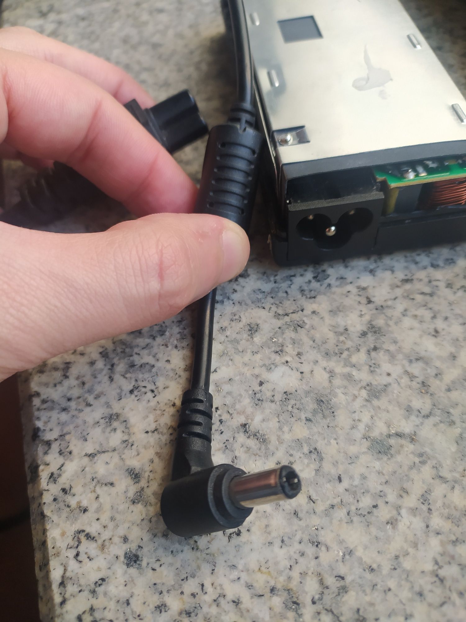 Carregador AC Adapter Computador Toshiba (peças ou arranjo)