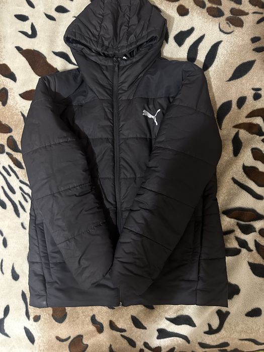 Продам чоловічу зимову куртку PUMA