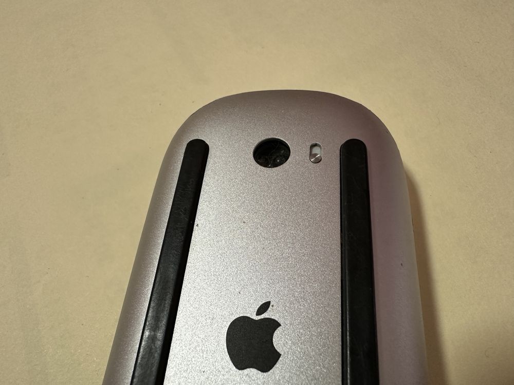 Apple Magic Mouse com bateria