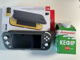 Nitendo Switch Lite з офіційним фліп чохлом