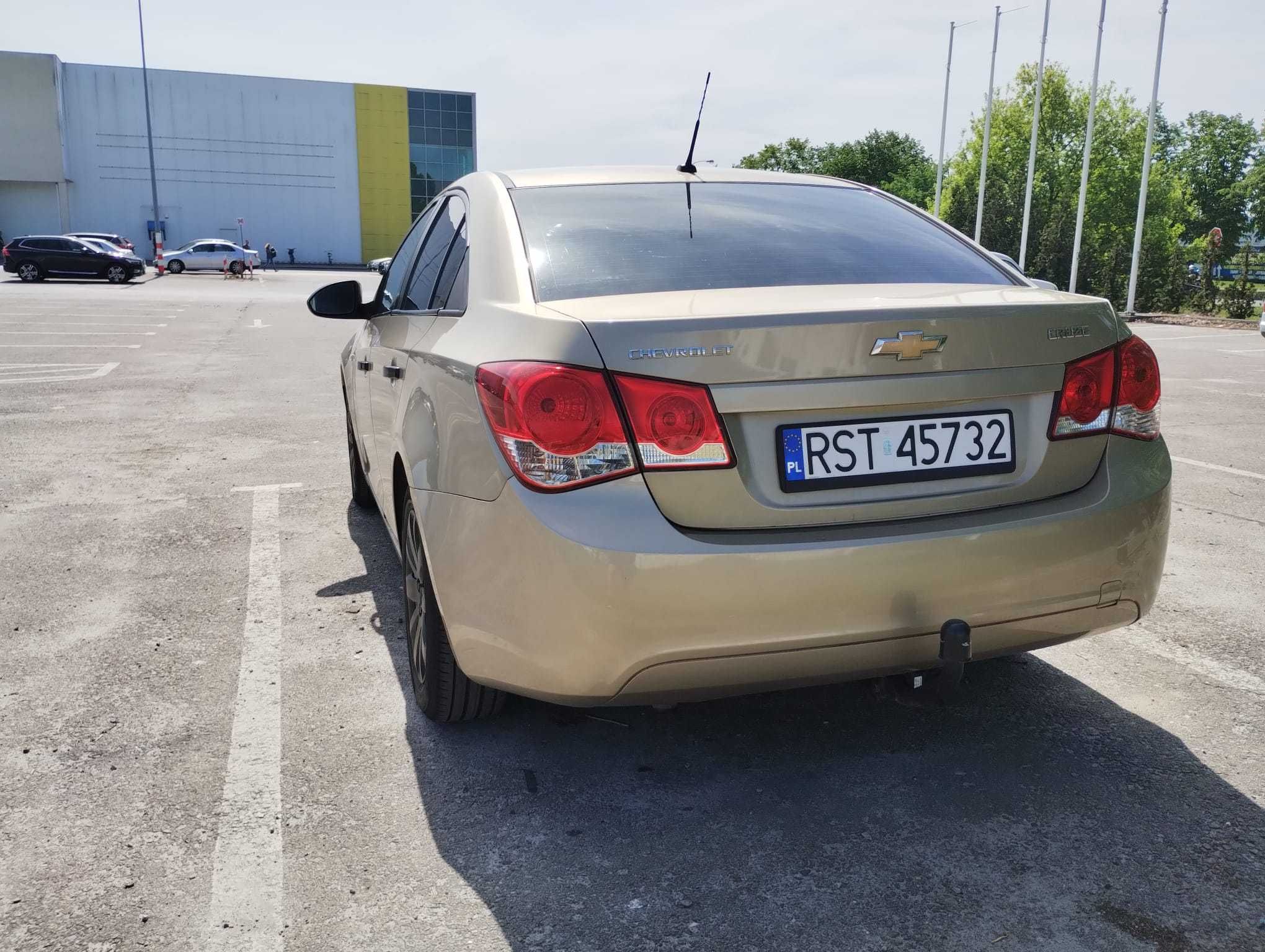 Chevrolet Cruze 1.6 Benzyna Klima Niski Przebieg Doinwestowany