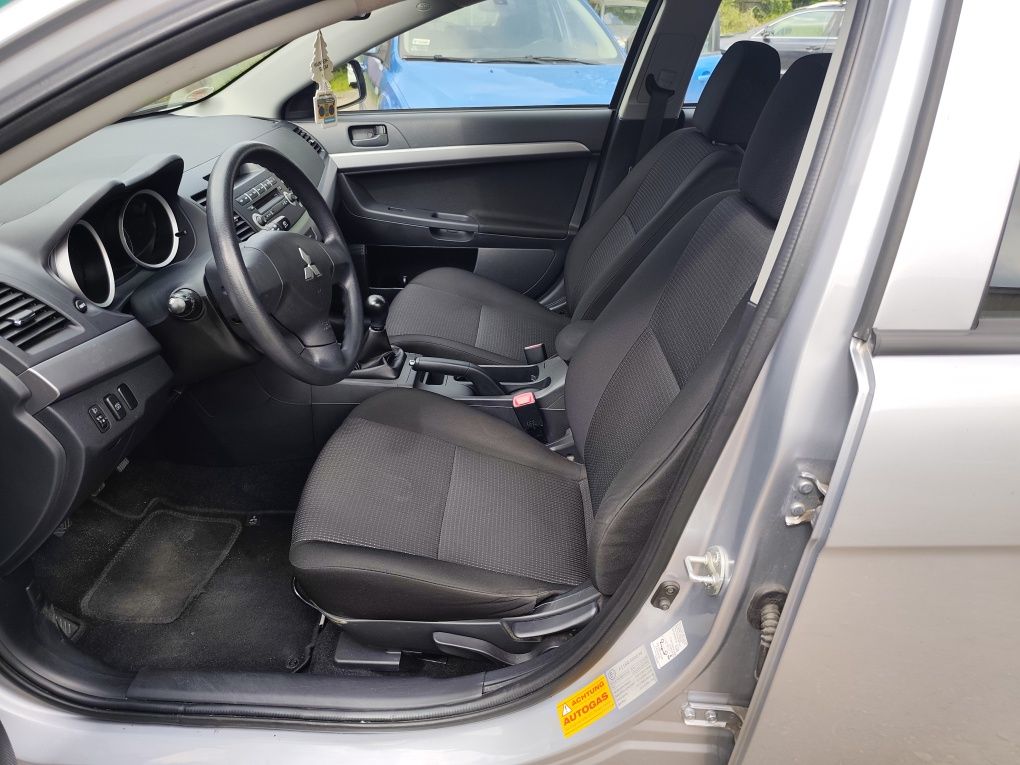 Oszczędne Mitsubishi Lancer 1,5LPG 2010r,udokumentowany niski przebieg