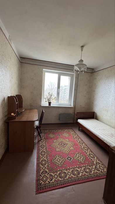 Продаж трикімнатної ПЗР