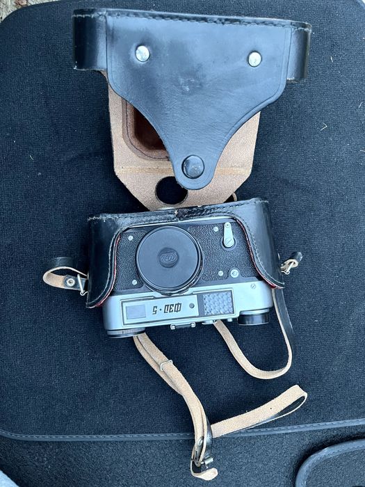 Kolekcjonerski aparat fotograficzny FED 5 NOWY (?)