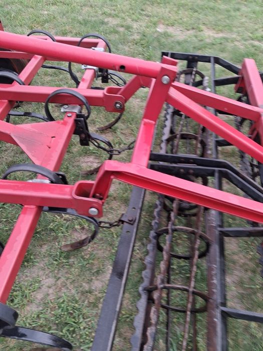 Agregat z przednimi wałkiem i dociskiem