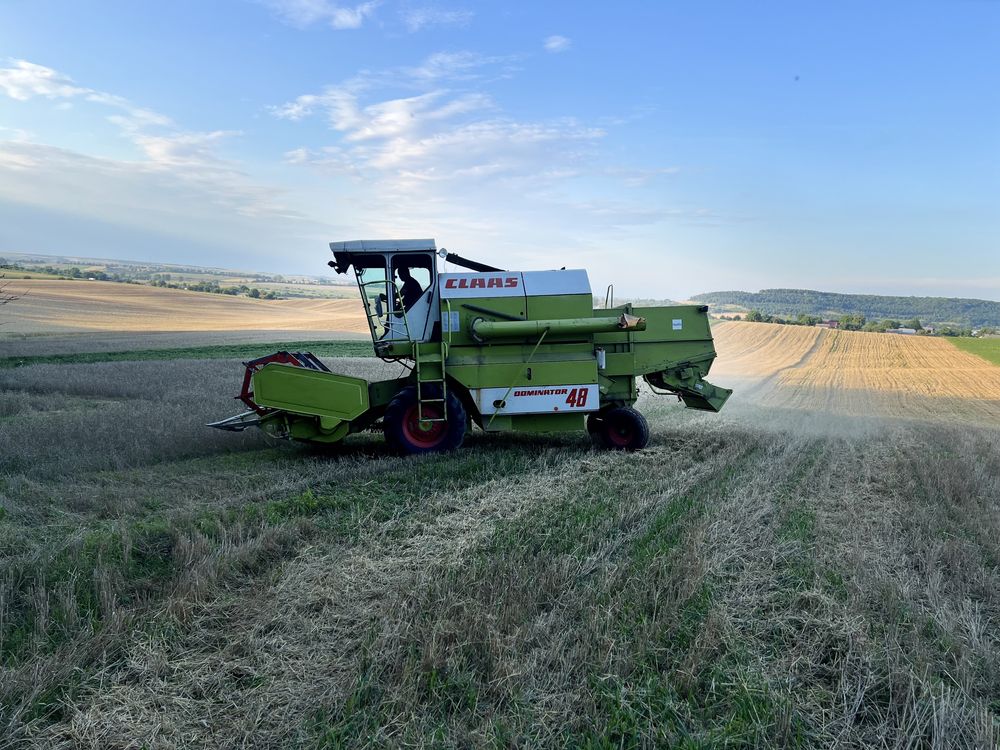 Claas Dominator 48