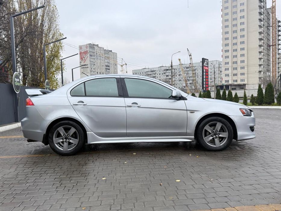 Продам авто Mitsybishi lanser 2008 рік