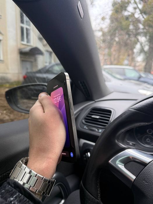 Iphone 15 pro 128gb. Європа фізична сімкарта.