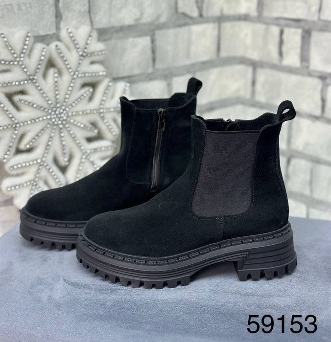 Жіночі шкіряні зимові черевики челсі в кольорах