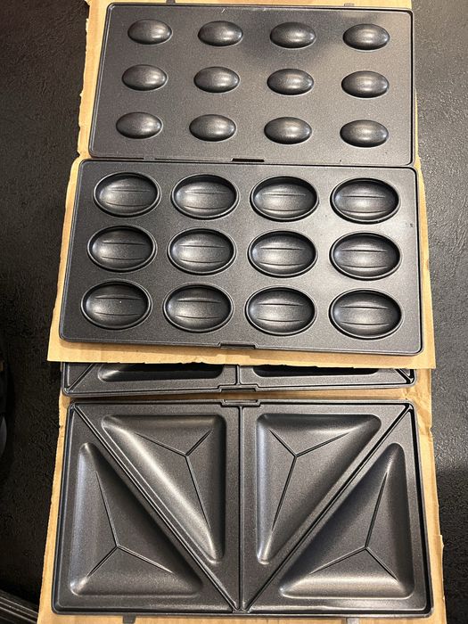 Бутербродниця Rotex RSM222-B (3 в 1)