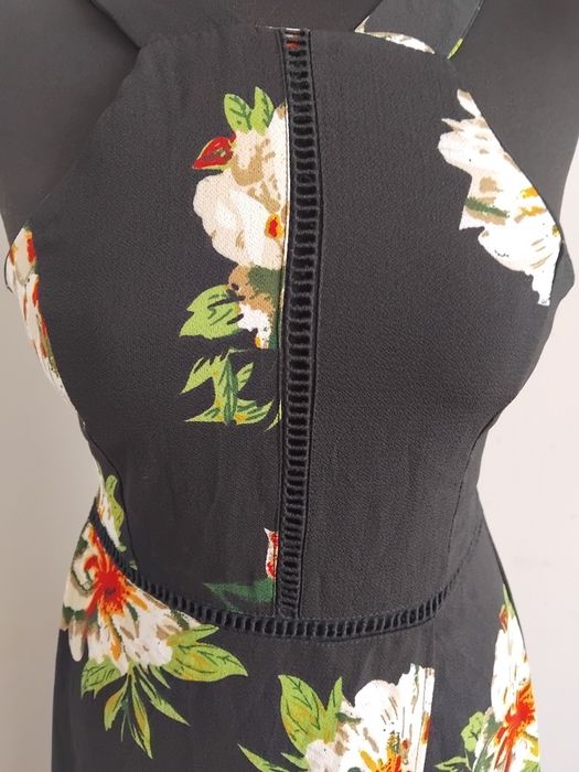 Sukienka długa maxi Czarna rozcięta XS S 34 36 kwiecista letnia