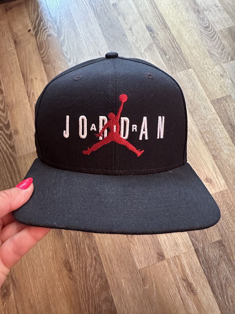 Кєпка Jordan,Nike