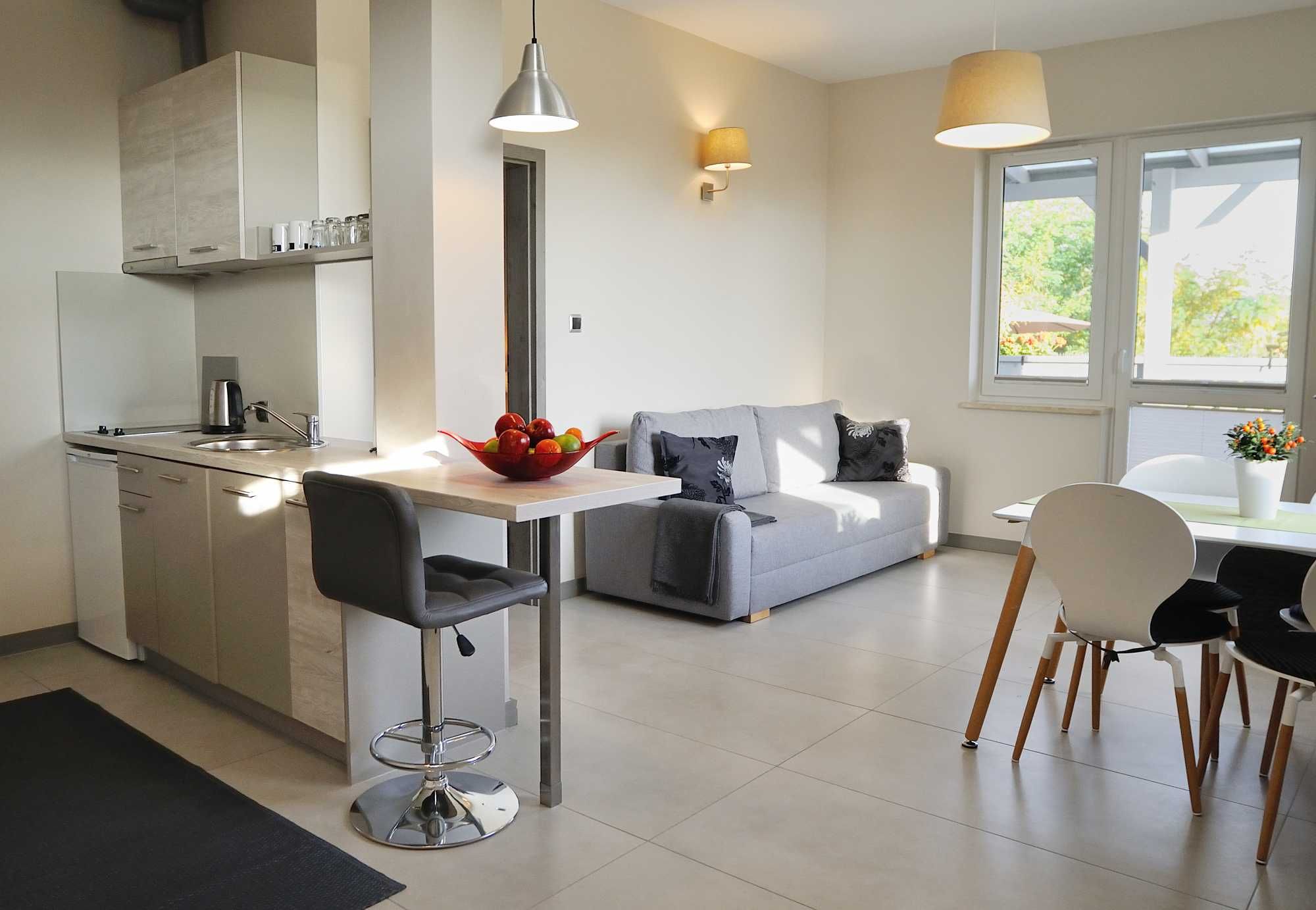 Apartamenty z tarasami i widokami na Zatokę Gdańską 150m. od plaży