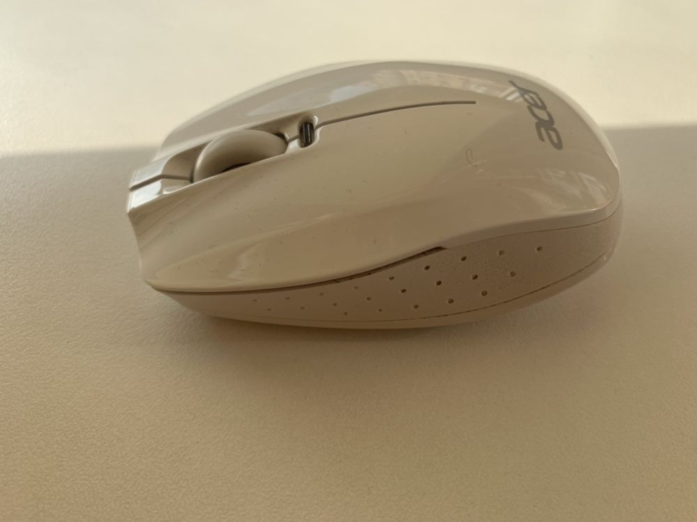 Acer bluetooth Wireless Mouse мышь белая