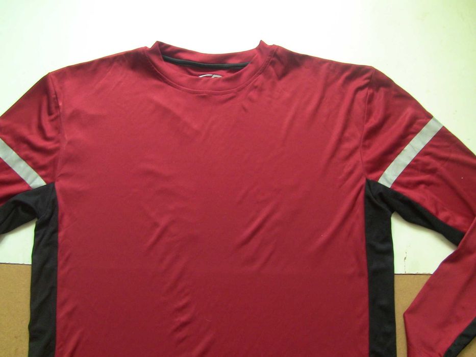 Mужская спортивная футболка CHEMPION ,оригинал , размер L,