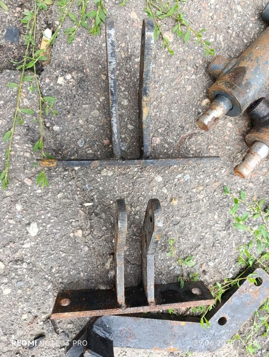 Гідроциліндри 2 х типів, складські, до тракторів, мотоблоків