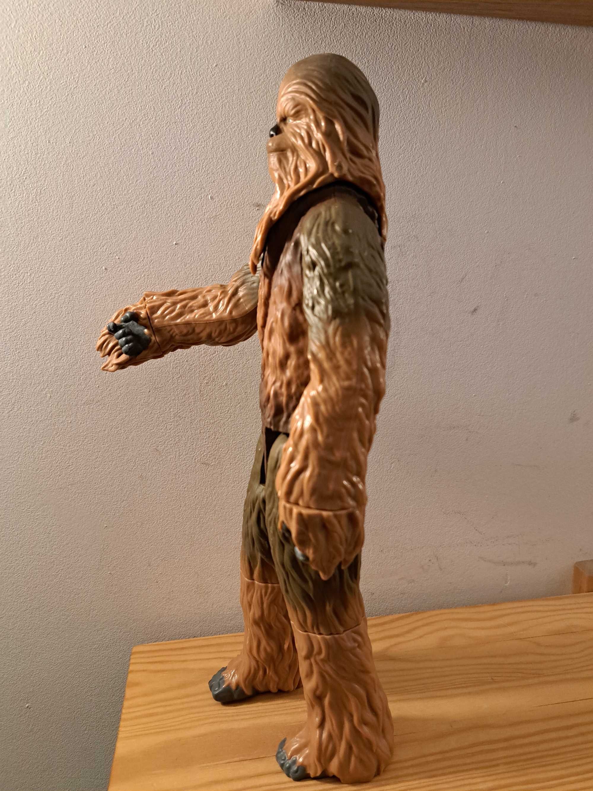 Star Wars Chewbacca 33 cm. Hasbro oryginalna  figurka