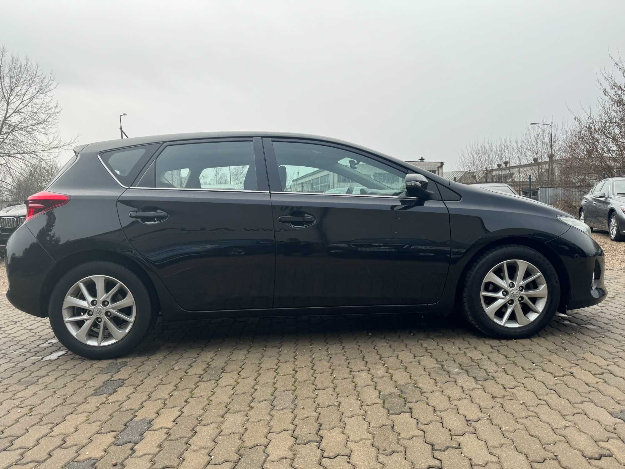 Śliczna Toyota Auris  Hatchback*kamera*Navi*Klima*