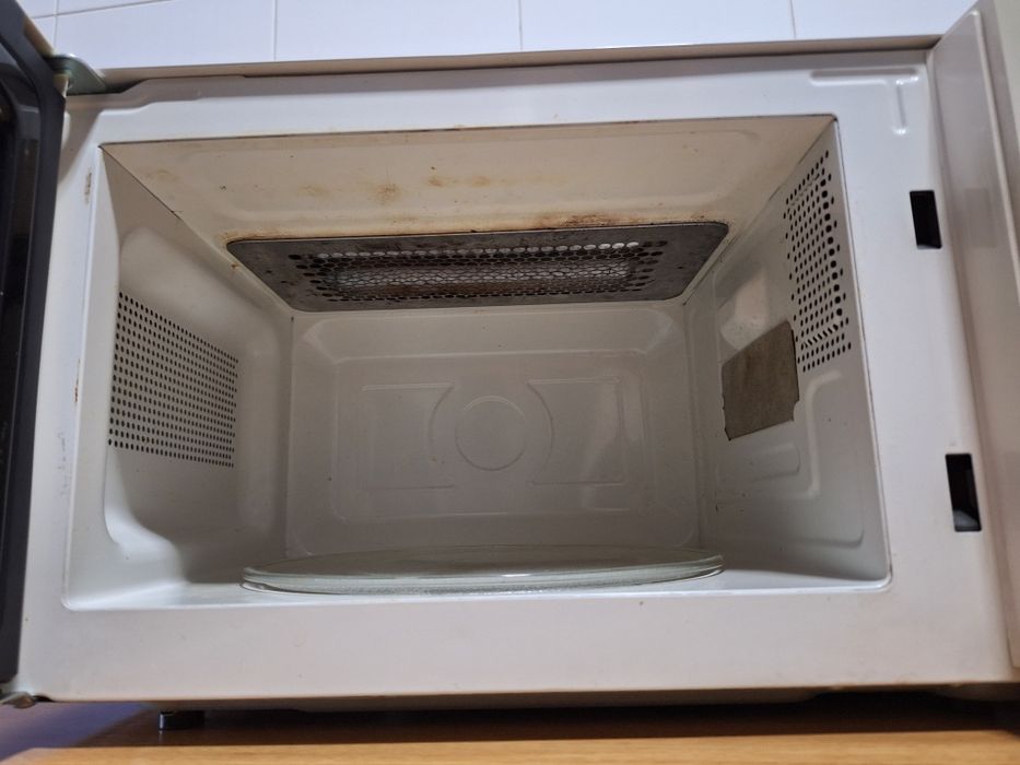 Micro-ondas  usado