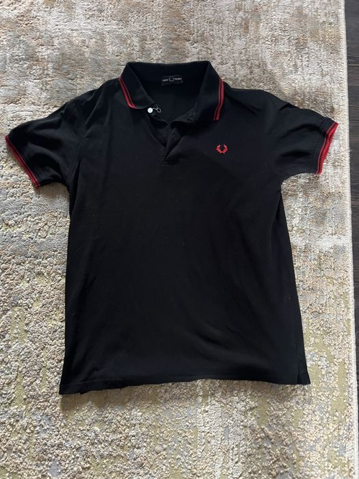 Чорна сорочка поло Fred Perry з маленьким логом