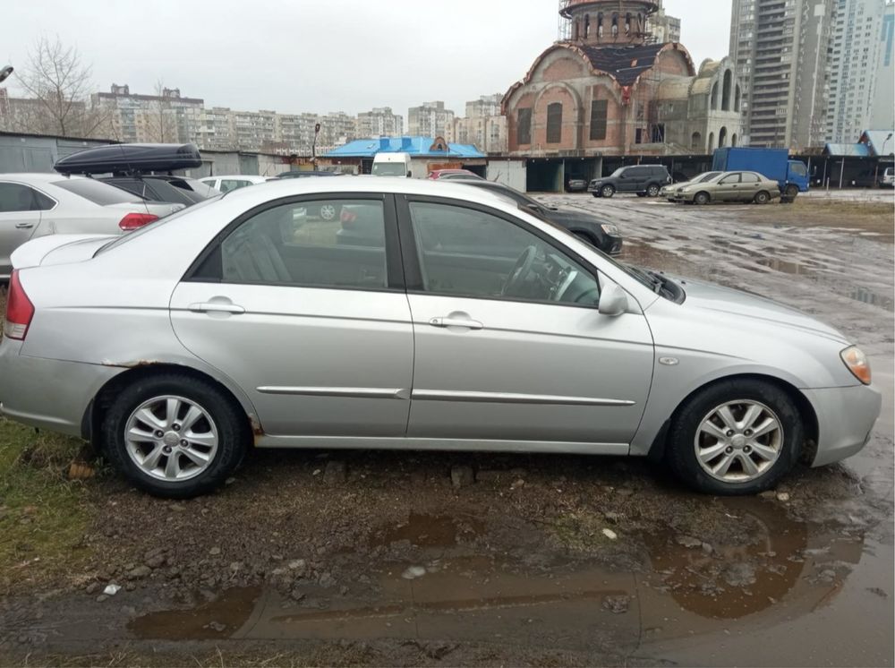 Kia cerato 1,6 2007